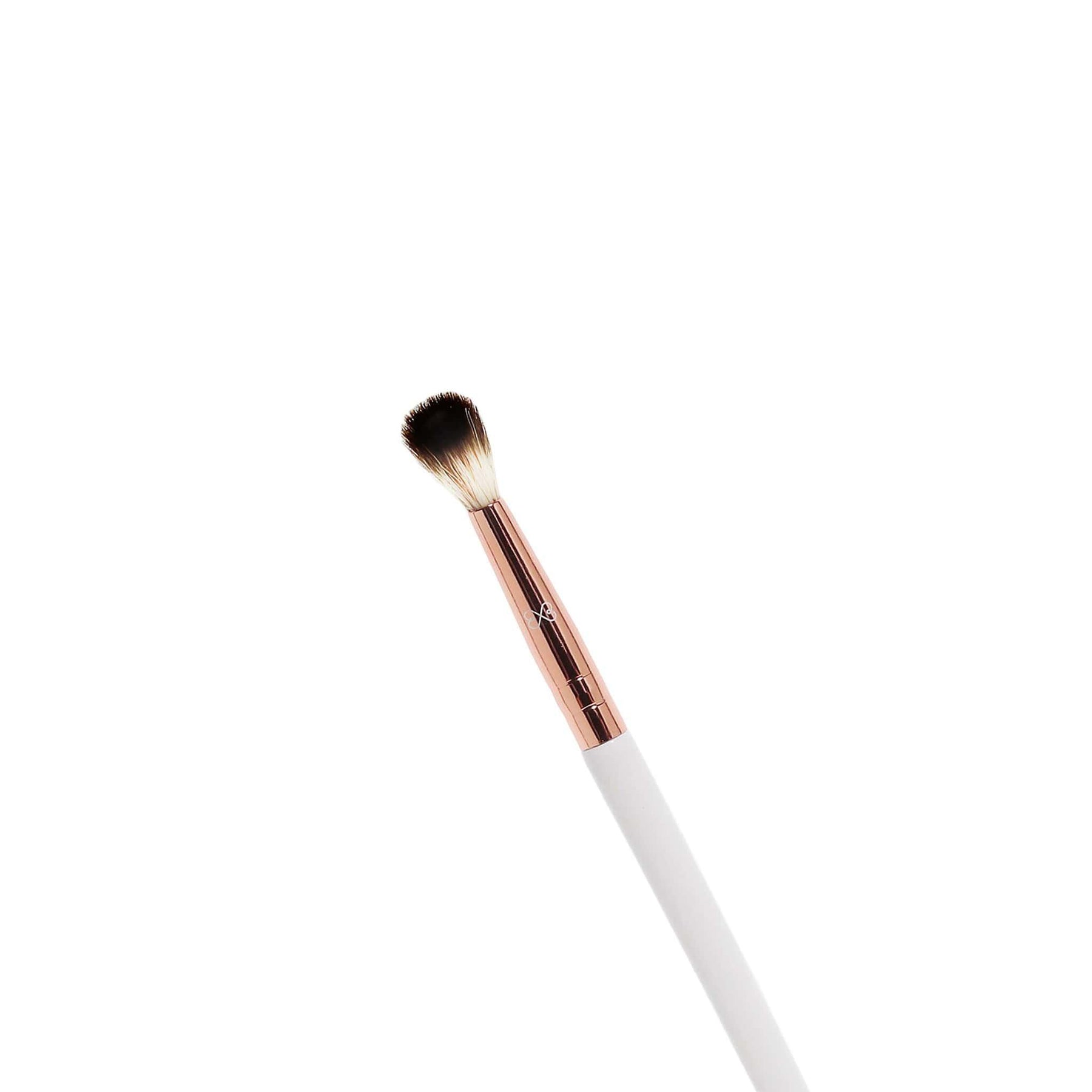Small Fluffy Blending Brush B420 - Boujee Beauty