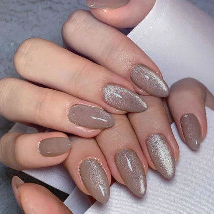 Boujee Beauty Press-on Nails Cat Eye