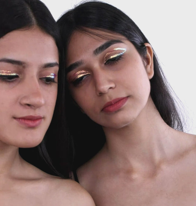 Boujee_Beauty_Multichrome_Eyeliner_Friday_Night