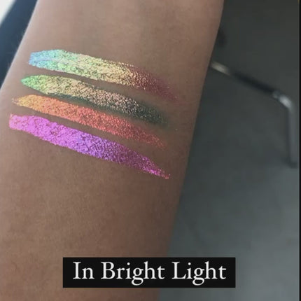 Boujee_Beauty_Multichrome_Eyeliner